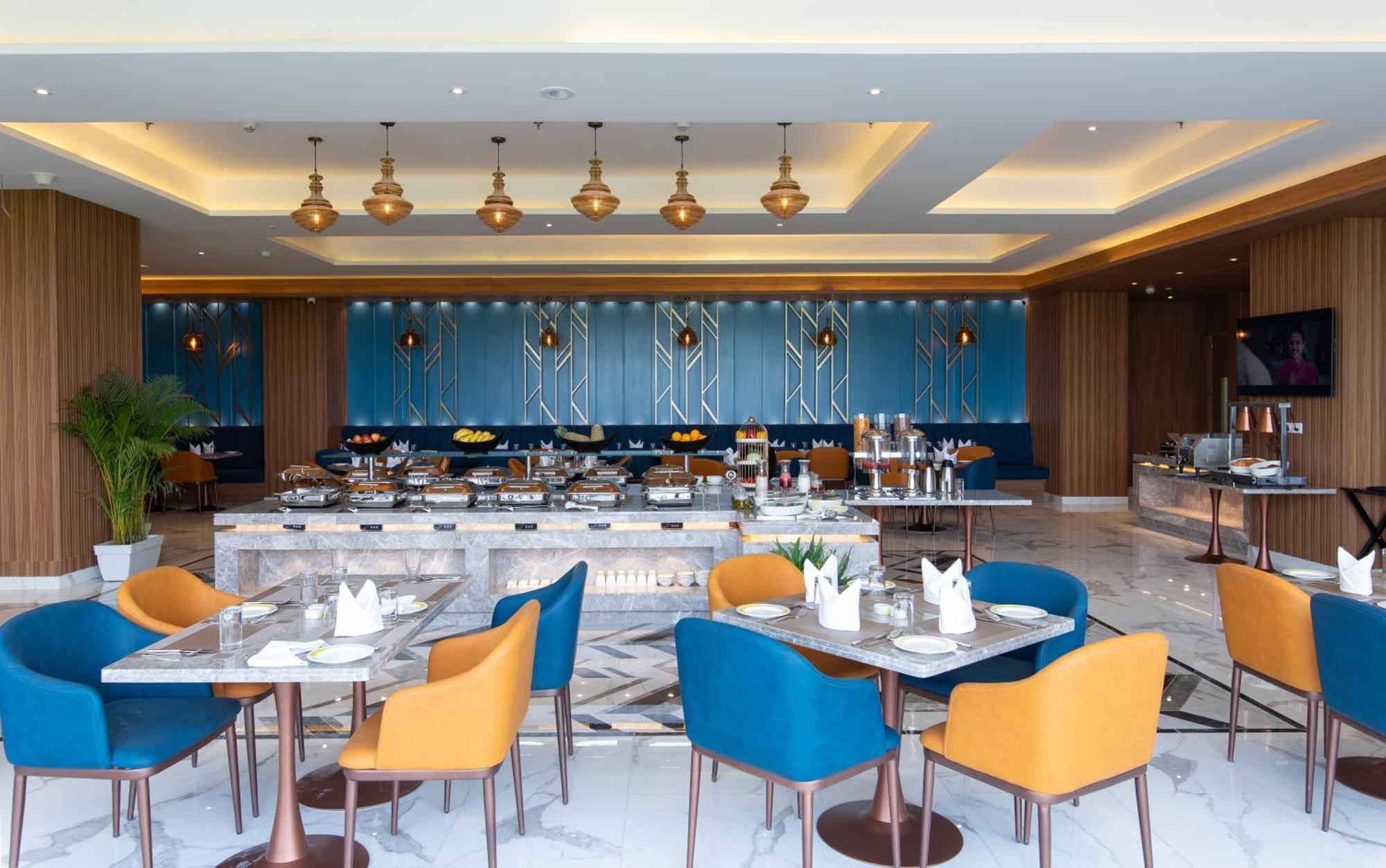 Hometel Alambagh Lucknow - A Sarovar Hotel מראה חיצוני תמונה