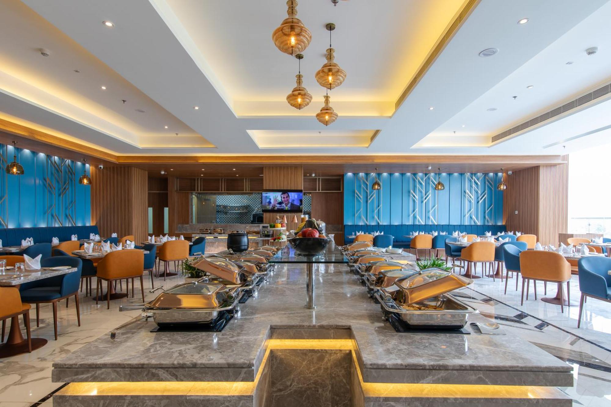 Hometel Alambagh Lucknow - A Sarovar Hotel מראה חיצוני תמונה